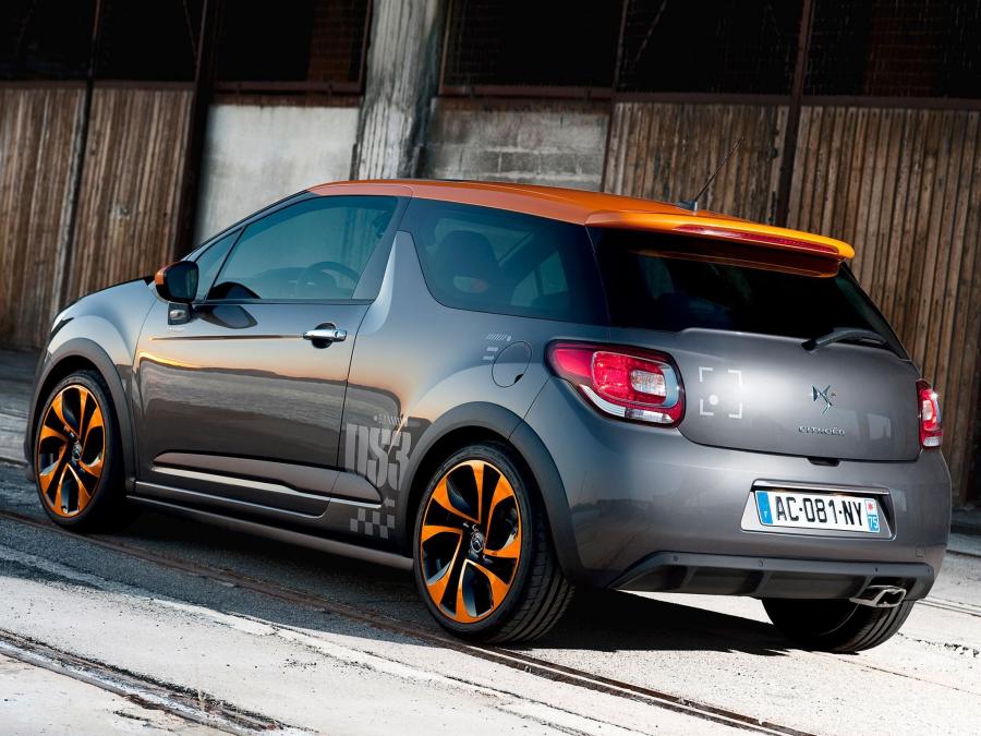  Citroen DS3 Racing 2010 года  (фото 15 из 63)